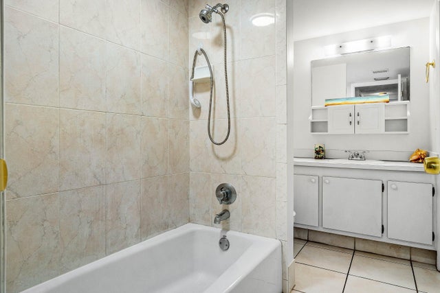 3 of 33 - 1876 Fairview Villas Drive #3, Palm Springs, FL