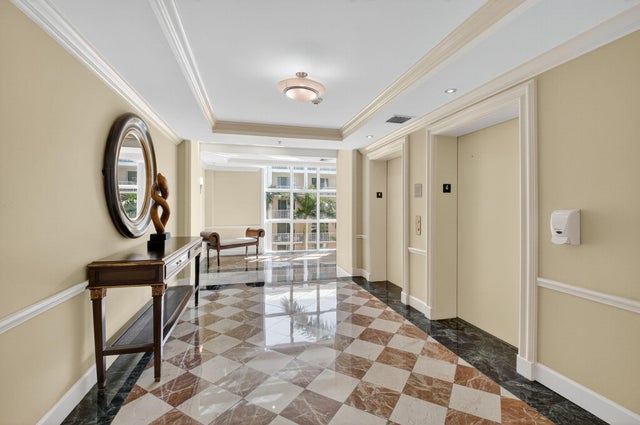 4 of 53 - 804 E Windward Way #422, Lantana, FL