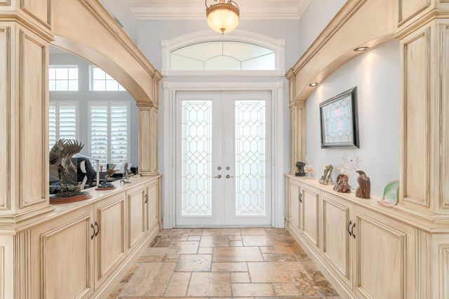4 of 37 - 2020 Se Oxton Drive, Port Saint Lucie, FL