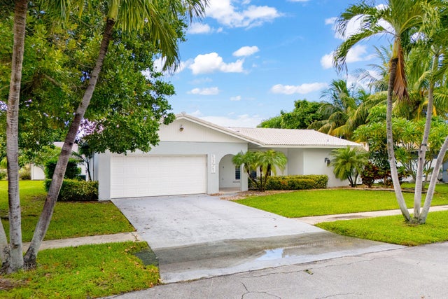 1 of 32 - 1571 Sw 13th Drive, Boca Raton, FL