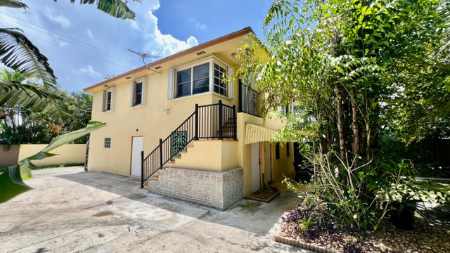 5 of 48 - 1120 S Federal Highway, Lake Worth Beach, FL