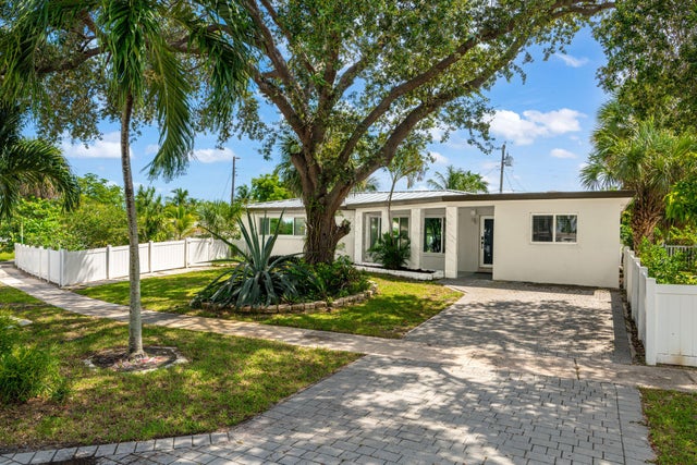 3 of 7 - 2298 Ne 4th Avenue, Boca Raton, FL