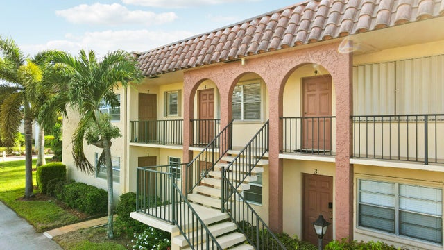 3 of 52 - 2600 S Kanner Highway #q8, Stuart, FL