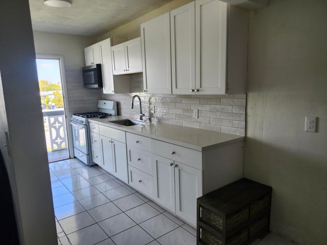 5 of 21 - 52 Ne 204th Street #31, Miami Gardens, FL