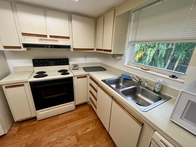 4 of 19 - 658 Ne 6th Court #l, Boynton Beach, FL