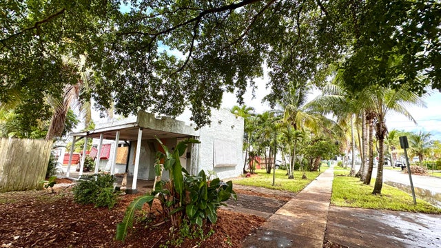 3 of 30 - 627 Winters Street #n/a, West Palm Beach, FL