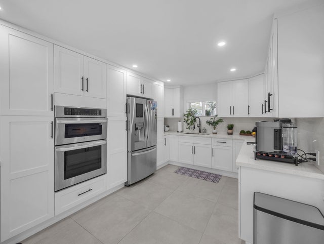 3 of 36 - 520 Ne 135th Street, North Miami, FL