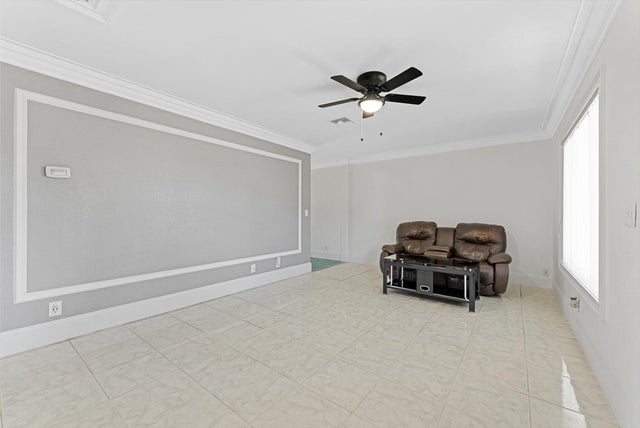 5 of 32 - 4561 Vespasian Court, Lake Worth, FL