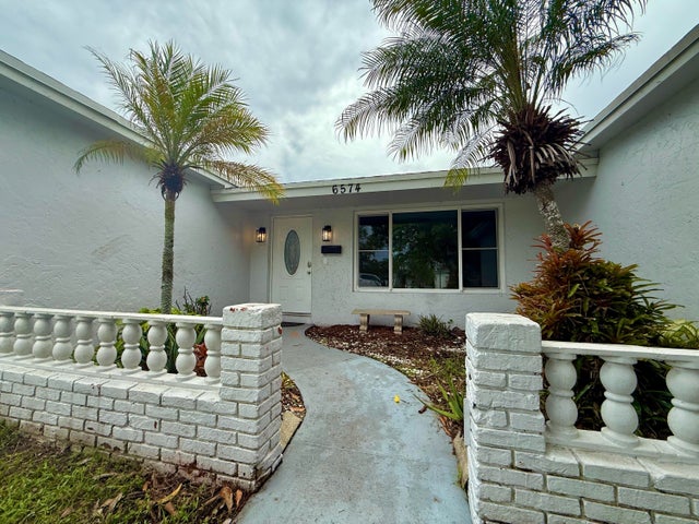 2 of 25 - 6574 Nw 4 Street, Margate, FL