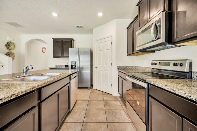 4 of 51 - 6271 Nw Regent Street, Port Saint Lucie, FL