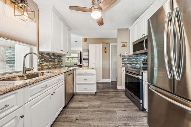 5 of 30 - 1702 Sw 14th Avenue, Boynton Beach, FL
