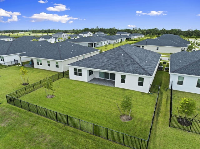 4 of 42 - 6377 Nw Cloverdale Avenue, Port Saint Lucie, FL