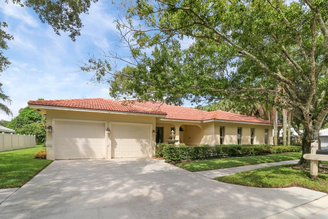 1 of 33 - 18951 Painted Leaf Court, Jupiter, FL