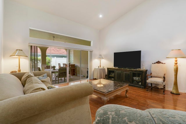2 of 33 - 18951 Painted Leaf Court, Jupiter, FL