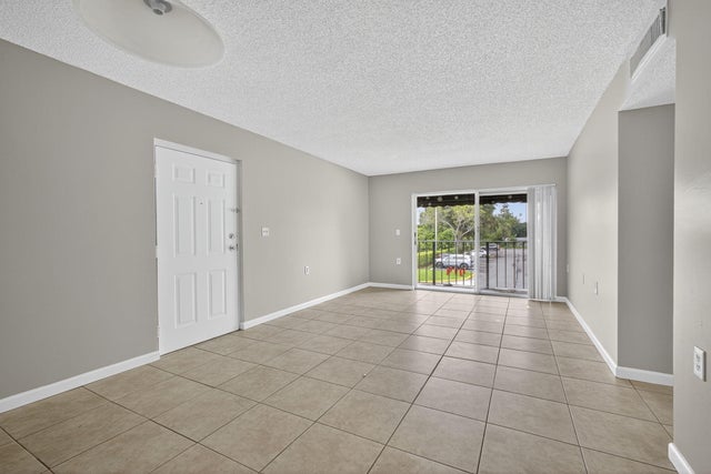 3 of 34 - 1139 Lake Terry Drive #m, West Palm Beach, FL