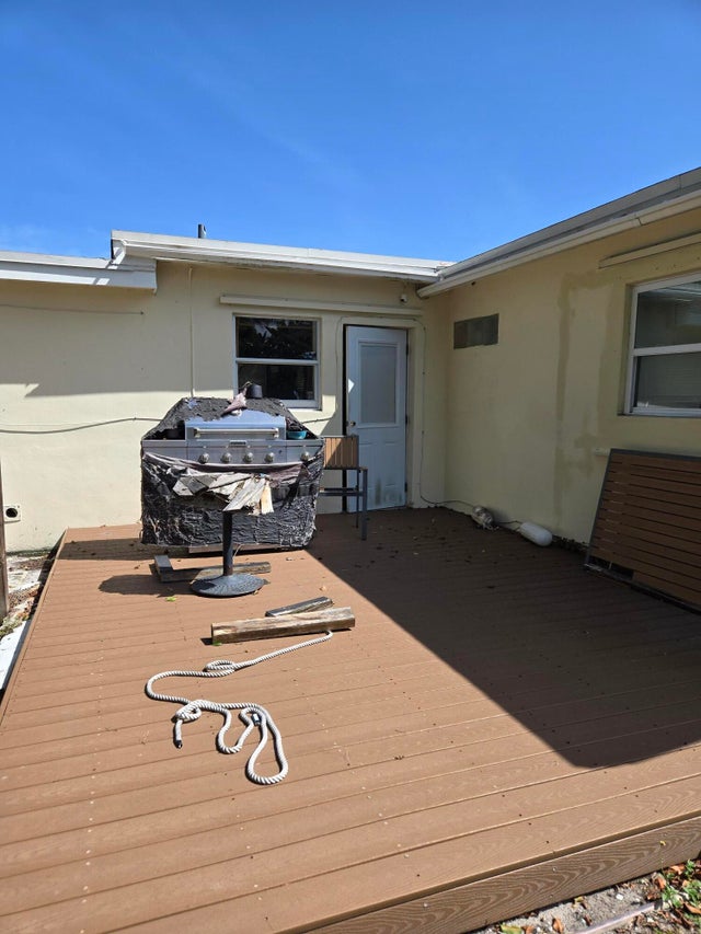 3 of 14 - 2199 Ne 5th Avenue, Boca Raton, FL