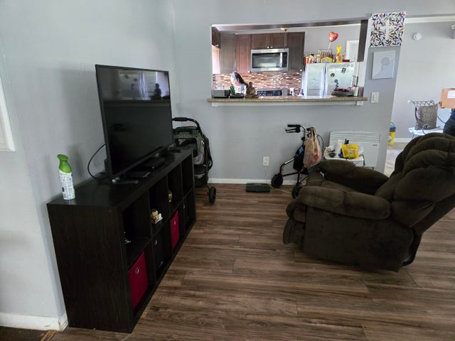 5 of 14 - 2199 Ne 5th Avenue, Boca Raton, FL