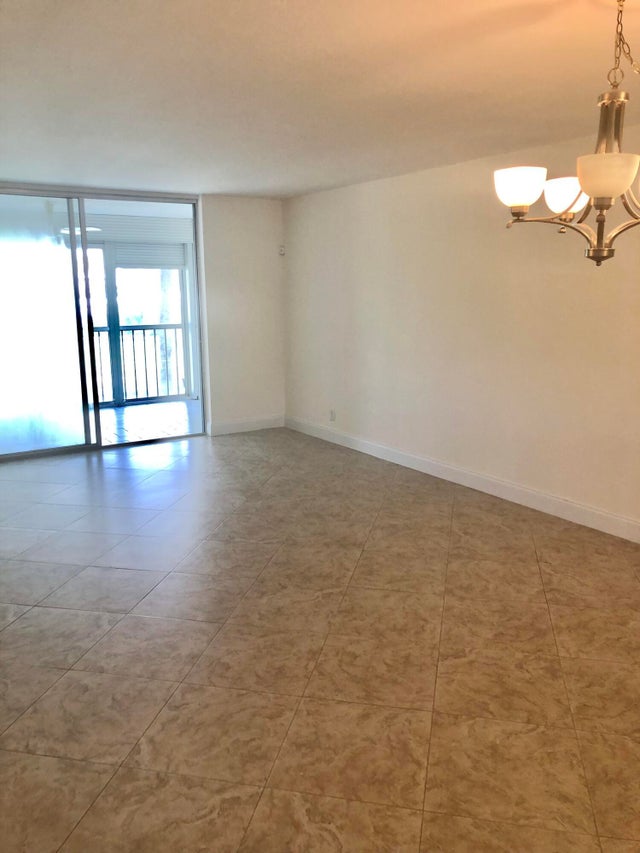 2 of 32 - 14527 Bonaire Boulevard #203, Delray Beach, FL