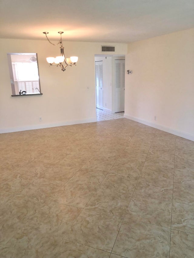 3 of 32 - 14527 Bonaire Boulevard #203, Delray Beach, FL