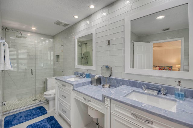 3 of 18 - 8042 Murano Circle, Palm Beach Gardens, FL