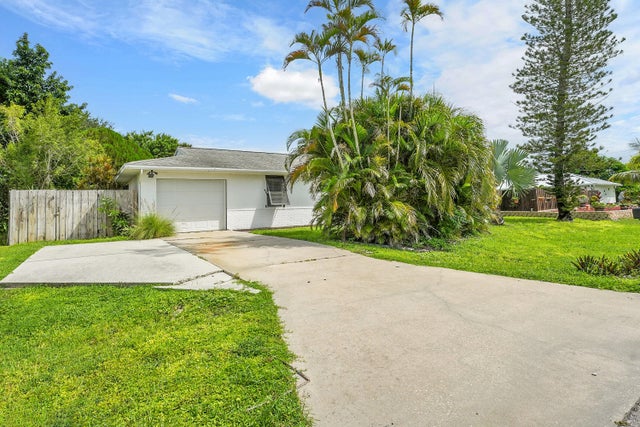 3 of 37 - 401 Sw Aster Road, Port Saint Lucie, FL