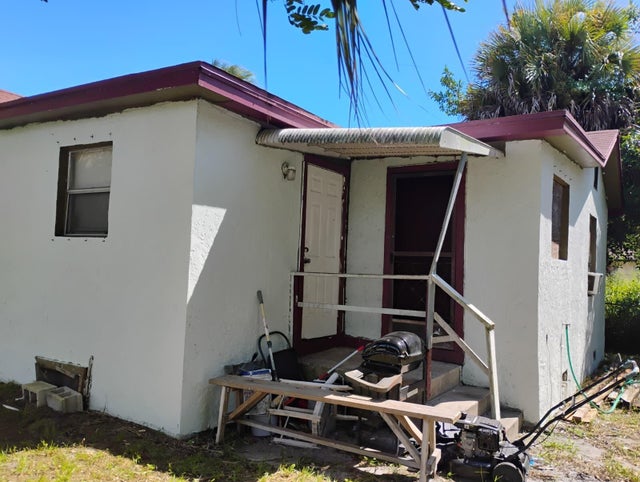 2 of 17 - 619 N 9th N Street, Fort Pierce, FL