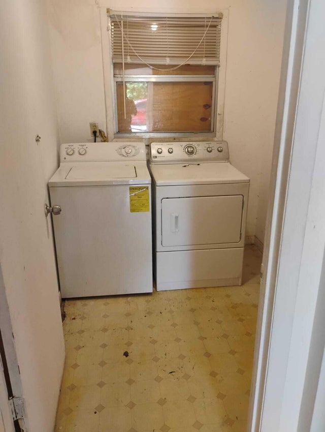 5 of 17 - 619 N 9th N Street, Fort Pierce, FL