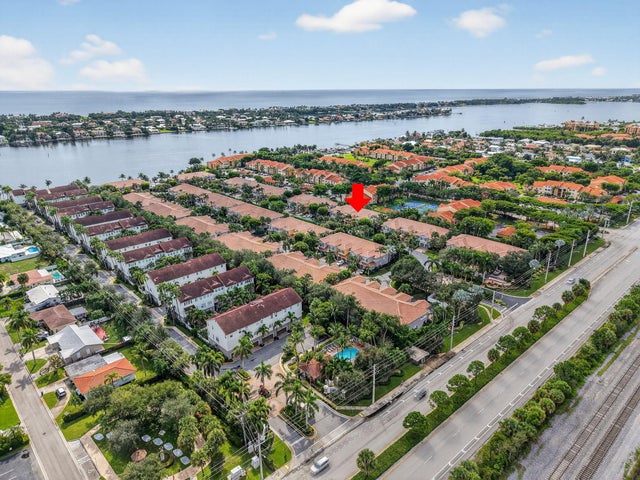 3 of 49 - 179 Las Brisas Circle, Hypoluxo, FL