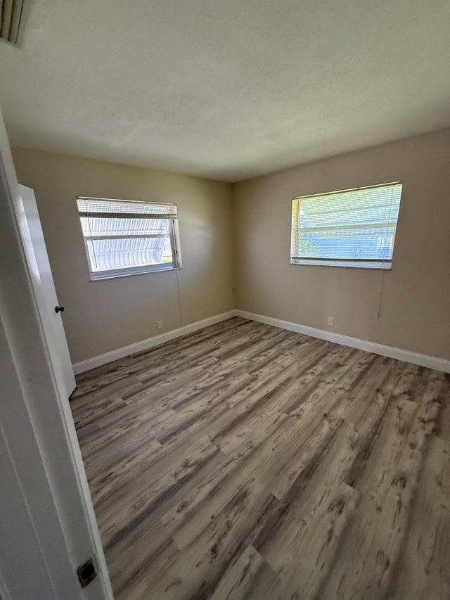 2 of 7 - 1904 Sw Golf Lane, Boynton Beach, FL