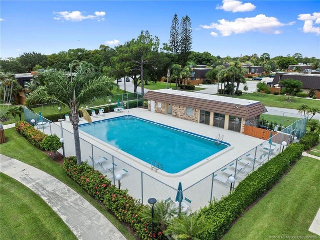 4 of 20 - 5818 Se Windsong Lane #212, Stuart, FL