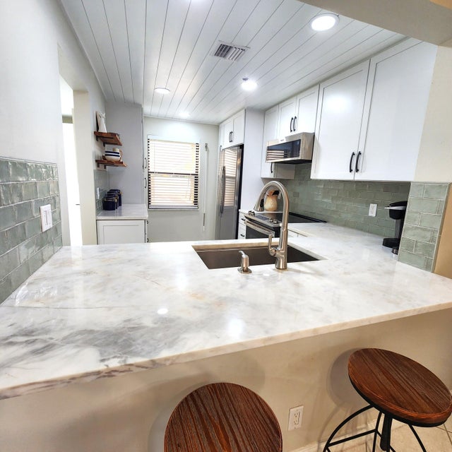 4 of 43 - 5163 N Highway A1a #216, Hutchinson Island, FL