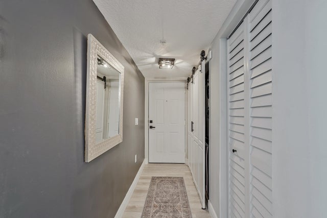 5 of 40 - 4041 San Marino Boulevard #202, West Palm Beach, FL