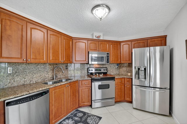 4 of 51 - 801 Harbour Pointe Way, Greenacres, FL