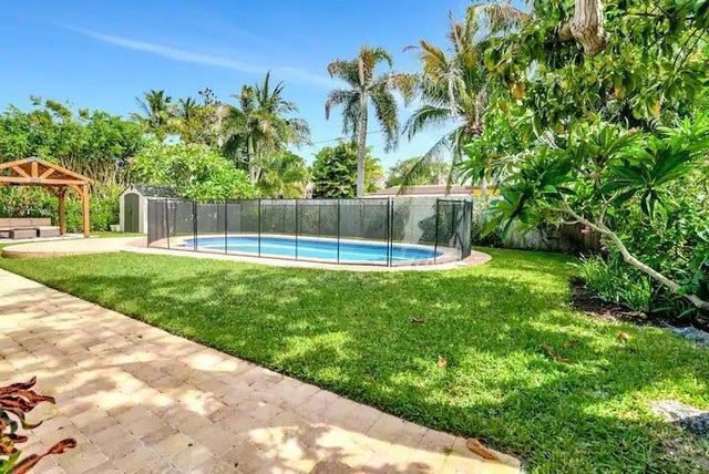 4 of 49 - 2320 Ne 51 Street, Lighthouse Point, FL