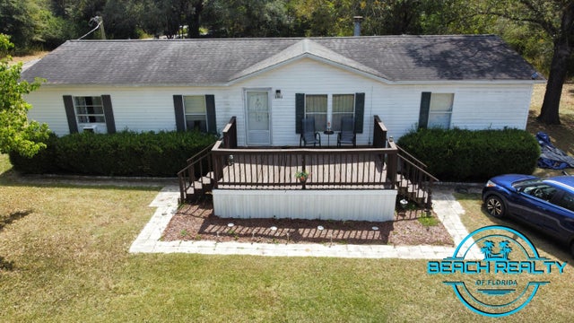 1 of 17 - 2493 4th Avenue, Alford, FL