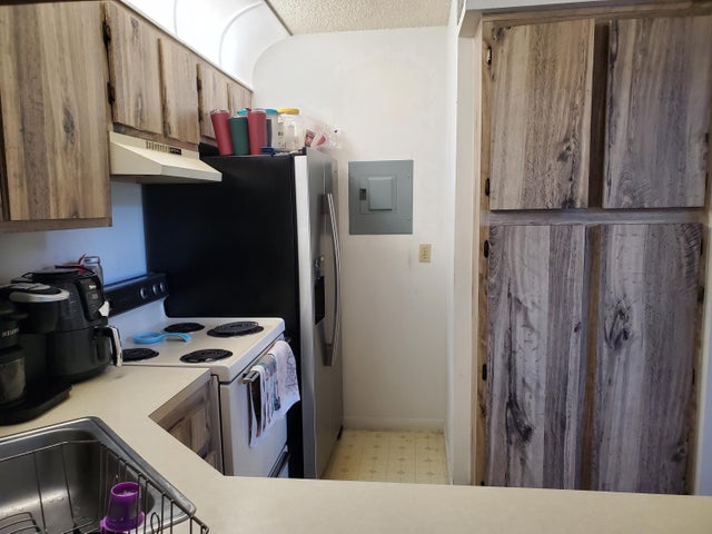 4 of 18 - 629 Sea Pine Way #h3, Greenacres, FL