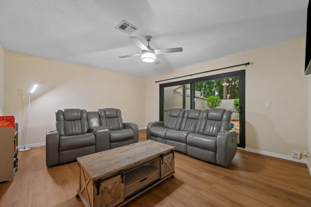 4 of 24 - 669 Spinnaker Court, Wellington, FL