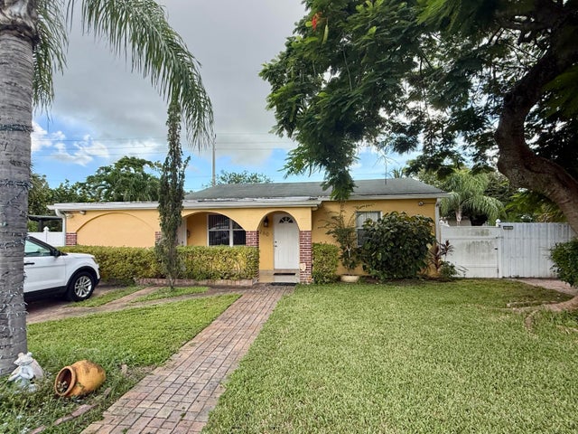 1 of 50 - 260 Jackson Avenue, Greenacres, FL