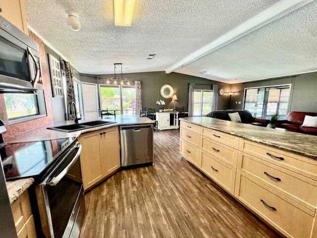 3 of 19 - 2842 Sw Toronado Trail, Stuart, FL