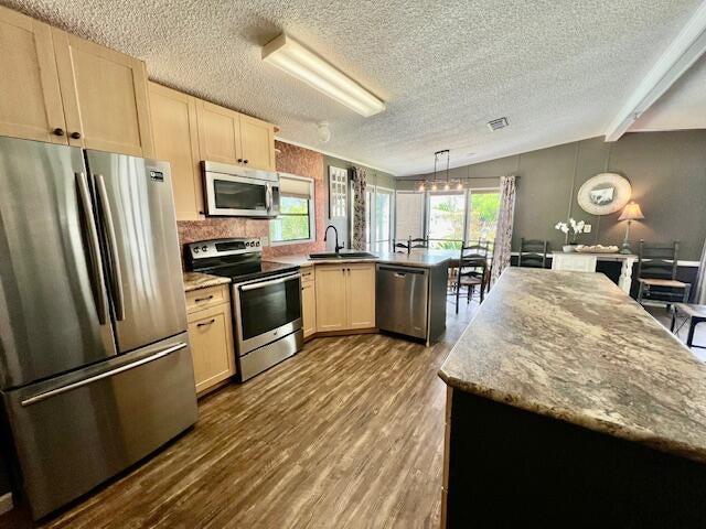 5 of 19 - 2842 Sw Toronado Trail, Stuart, FL