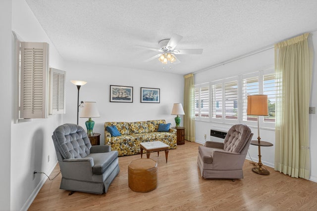 4 of 30 - 225 Bedford I, West Palm Beach, FL