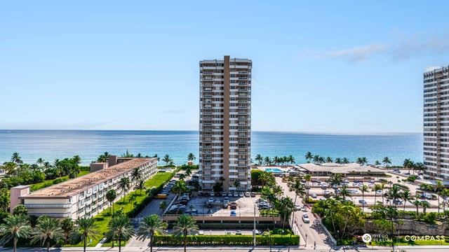 4 of 55 - 1950 S Ocean Drive #18q, Hallandale Beach, FL