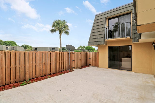 5 of 40 - 4208 42nd Way, West Palm Beach, FL