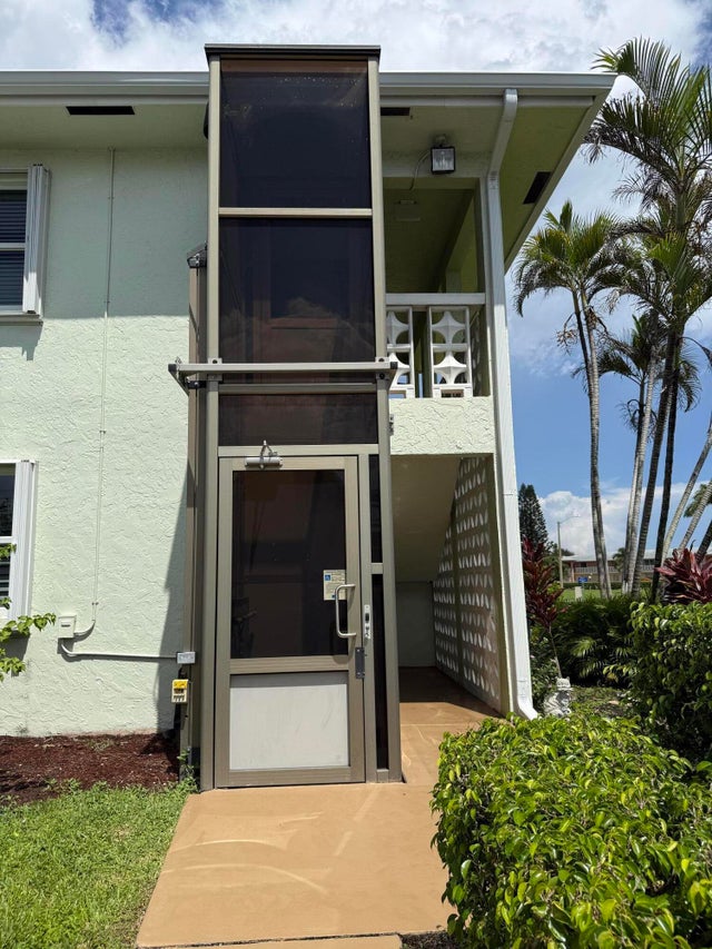 4 of 30 - 1720 Nw 20th Avenue #204, Delray Beach, FL