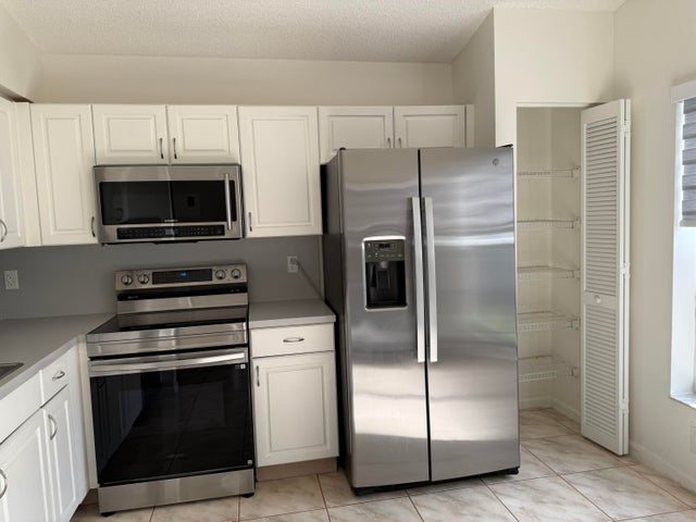 2 of 35 - 7565 Edisto Drive, Lake Worth, FL