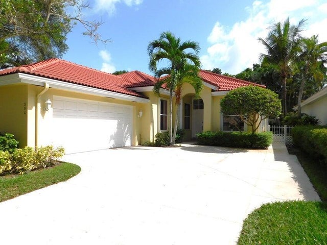 1 of 33 - 304 S Hampton Drive, Jupiter, FL