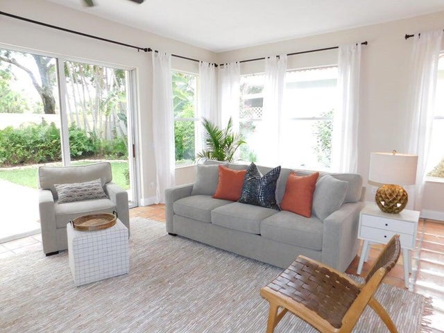 2 of 33 - 304 S Hampton Drive, Jupiter, FL