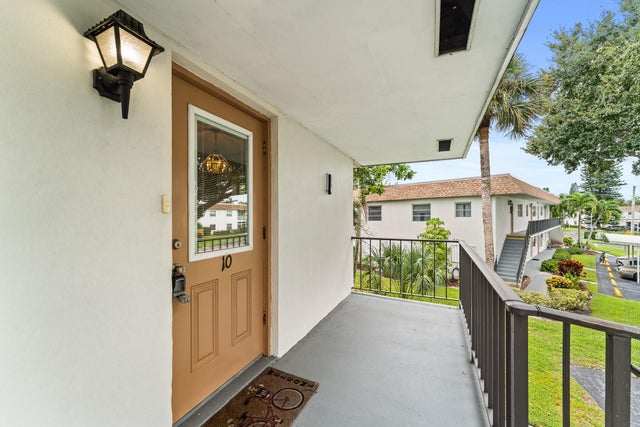 5 of 34 - 2950 Se Ocean Boulevard #1-10, Stuart, FL