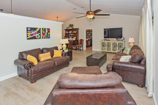 3 of 36 - 5023 Whitewood Cove N, Lake Worth, FL