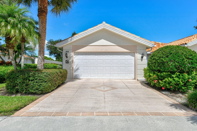 1 of 48 - 8252 Se Double Tree Drive, Hobe Sound, FL